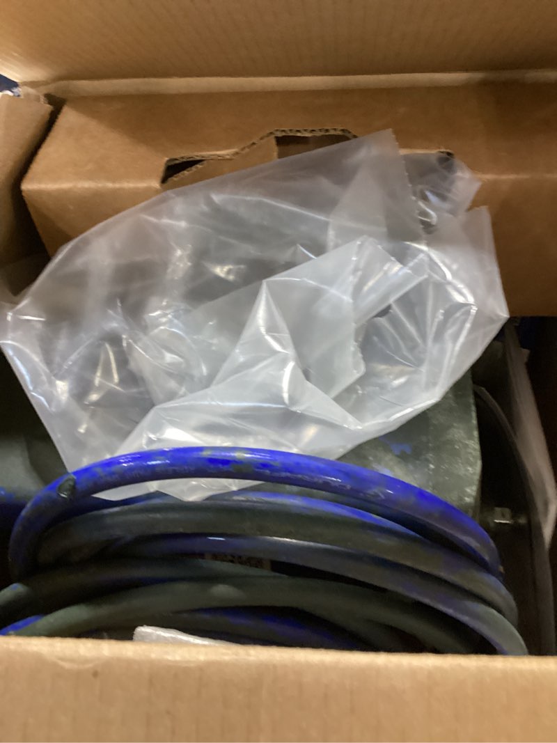 Condition photo showing As Is for Graco Magnum 2800 psi Metal Airless Sprayer