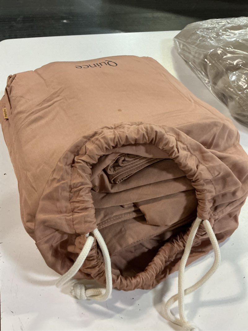 Condition photo showing Good Condition for organic crisp percale sheet set solid: fig(size cal king)