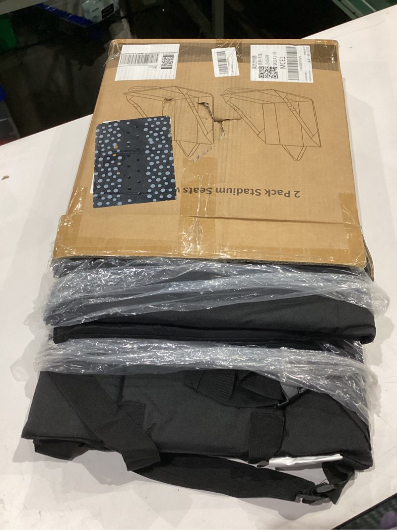 Condition photo showing Good Condition for camphill 2pcs portable stadium seat cushion for bleachers,folding lightweight seat with backrest,adjustable straps,ideal for camping,hiking,sports events,outdoor concerts black
