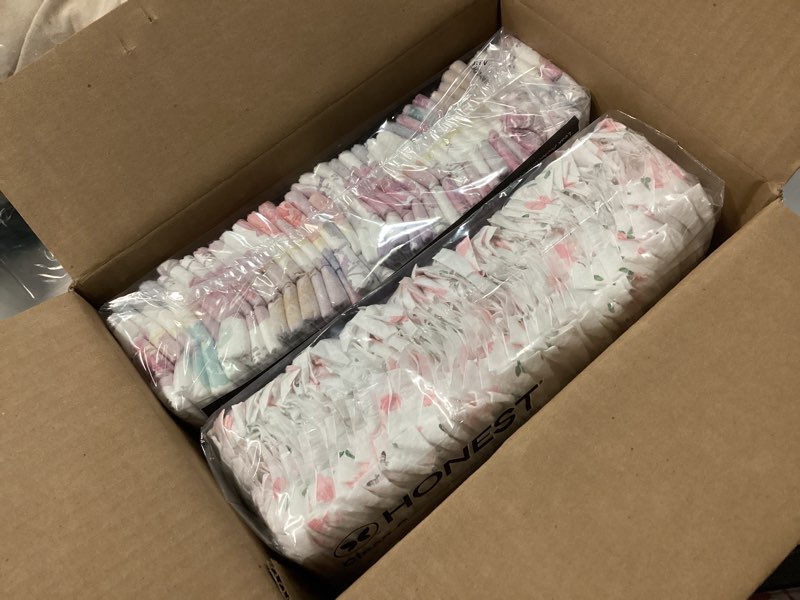 Condition photo showing New/Like New for The Honest Company Comfort Dry Disposable Diapers for Sensitive Skin, Hypoallergenic, Rose Blossom + Tutu Cute, Club Box Size Newborn 72 Count Newborn (72 Count) Rose Blossom + Tutu Cute