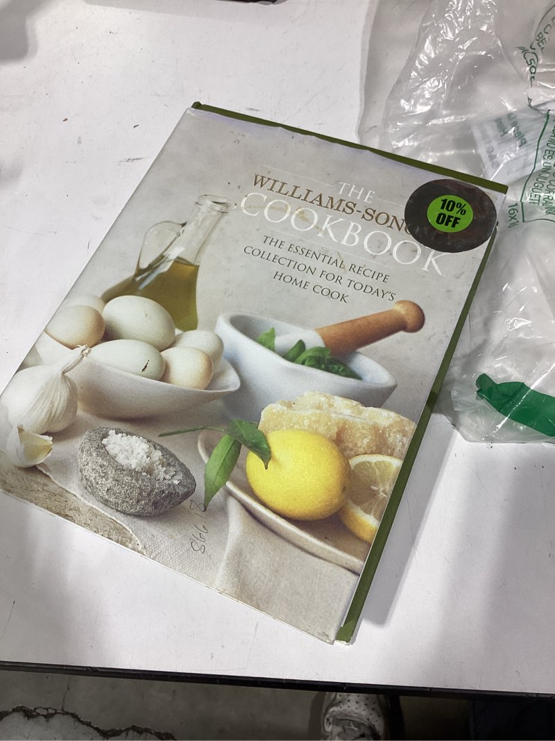 Condition photo showing Good Condition for the williams-sonoma cookbook: the essential recipe collection for today's home cook