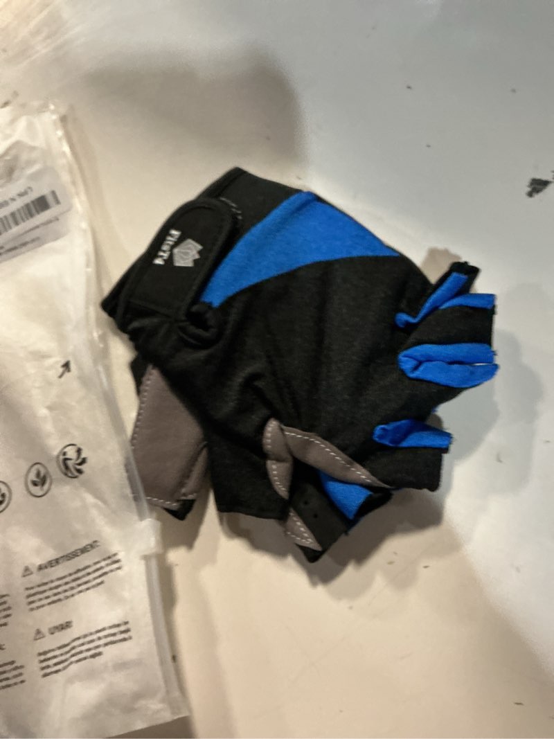 Condition photo showing Good Condition for fitst4 sports half finger padded palm gloves for diving, sailing, jet skiing, stand-up boarding, kayaking and water skiing, suitable for men&women&youth