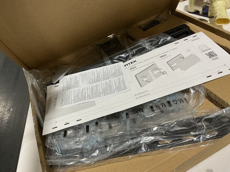 Condition photo showing Good Condition for montek 0.77" ultra slim tv wall mount for 37-75 inch tvs, thin low profile full motion tv wall mount with articulating dual arms, 4x weight tested, max vesa 400x400mm, fits 16/18" studs 37"-75" tv