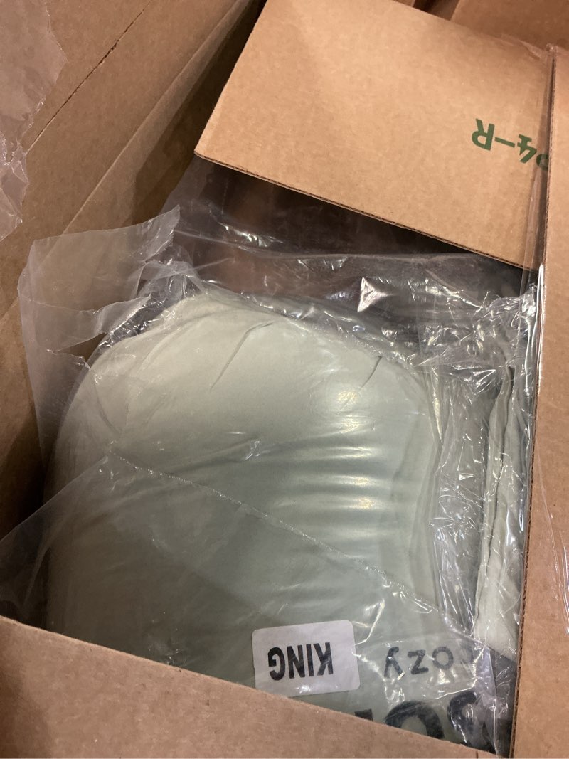 Condition photo showing Good Condition for bedsure king size comforter set sage green - bed in a bag bedding set 7 pieces, gentlesoft™ pintuck bed set gift for family, pinch pleat sage green comforter with sheets, pillowcases & shams king 03 - sage green