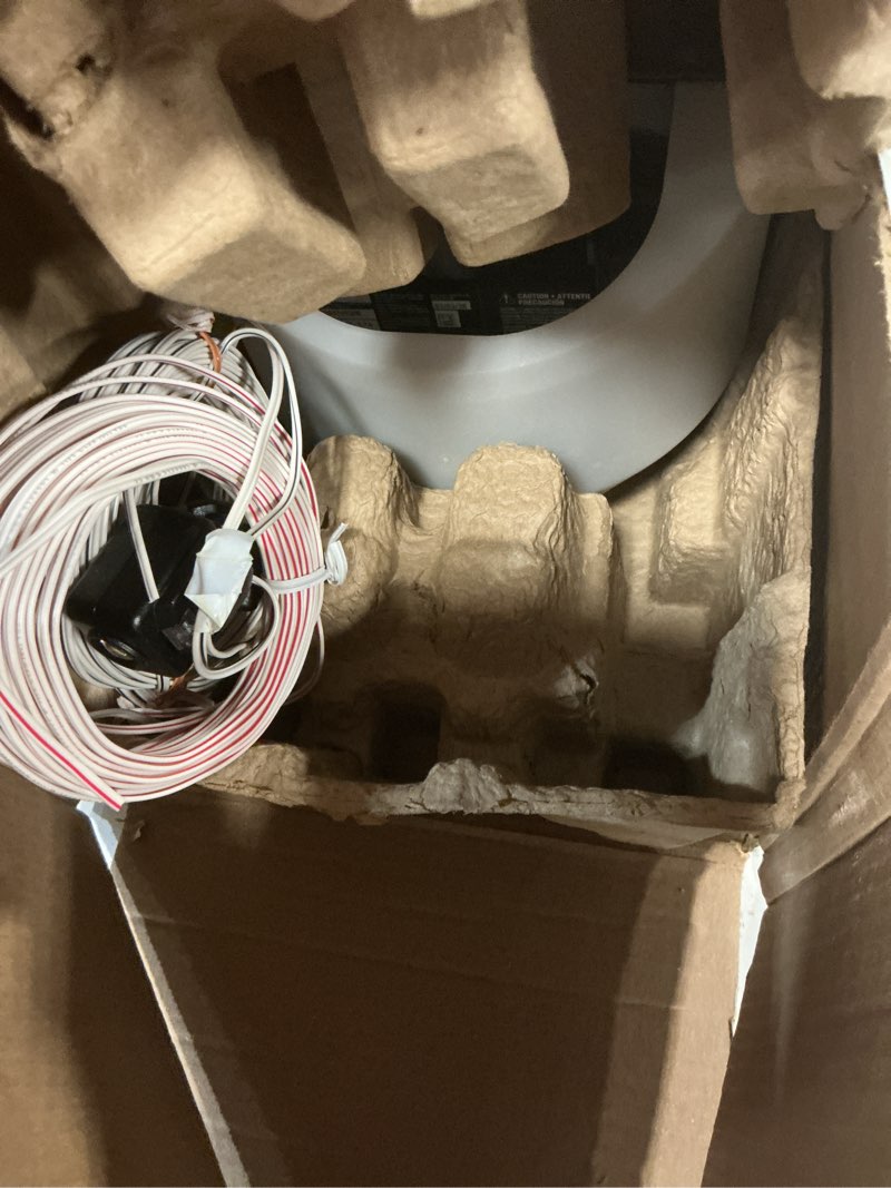 Condition photo showing Good Condition for chamberlain 3/4 hp belt drive smart garage door opener with fixed camera, battery backup, 2-bulb lighting, and myq connectivity