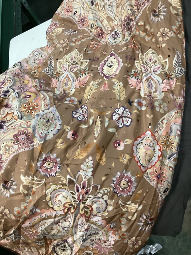 Condition photo showing As Is for Get Bed Ready Boho Paisley Medallion Duvet Cover Set Traditional Antique Rug Vintage Damask Bohemian Pattern Bedding Elegant Boteh Tapestry Egyptian Cotton king