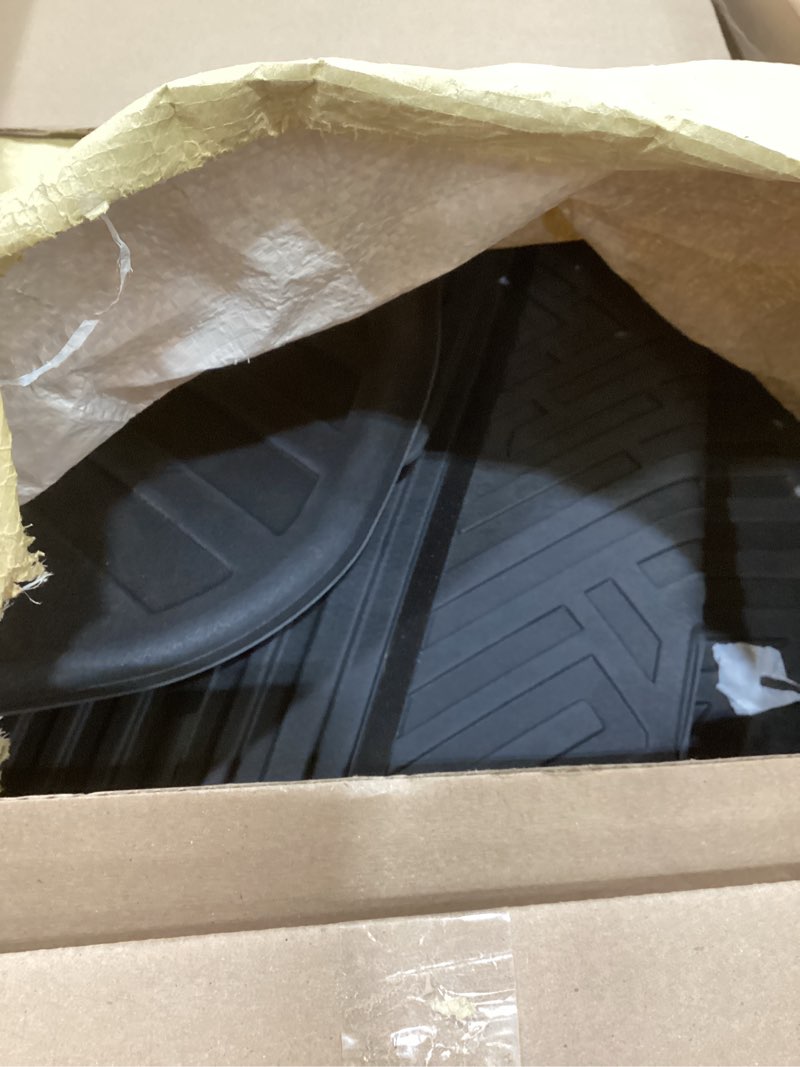 Condition photo showing Good Condition for kust floor mats for 2020-2025 subaru outback, all weather cargo mat back seat protector tpe rubber rear trunk liner high edge, full set mats of 6 for ? outback 2020-2025 ? full set