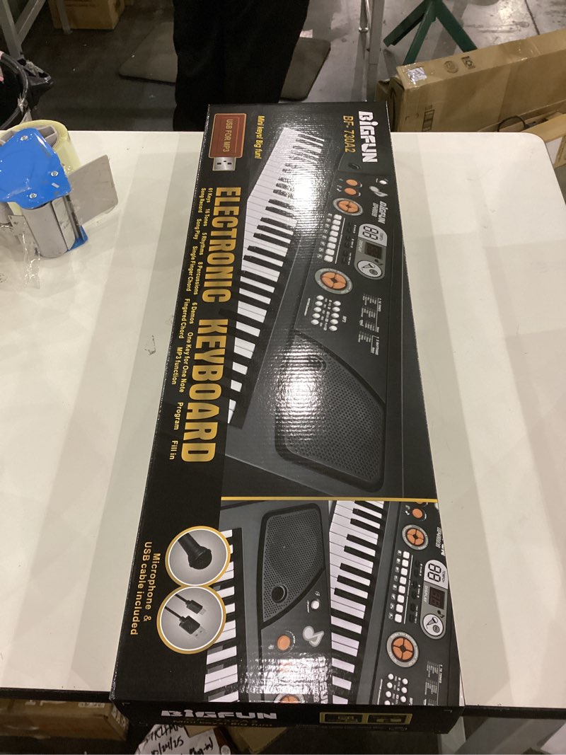 Condition photo showing New/Like New for Upgrade Keyboard Piano for Kids Beginners 61 Key Electronic Piano Keyboard with LED Screen Microphone Musical Instrument Toys for 3 4 5 6 7 8 Year Old Boys Girls Gifts