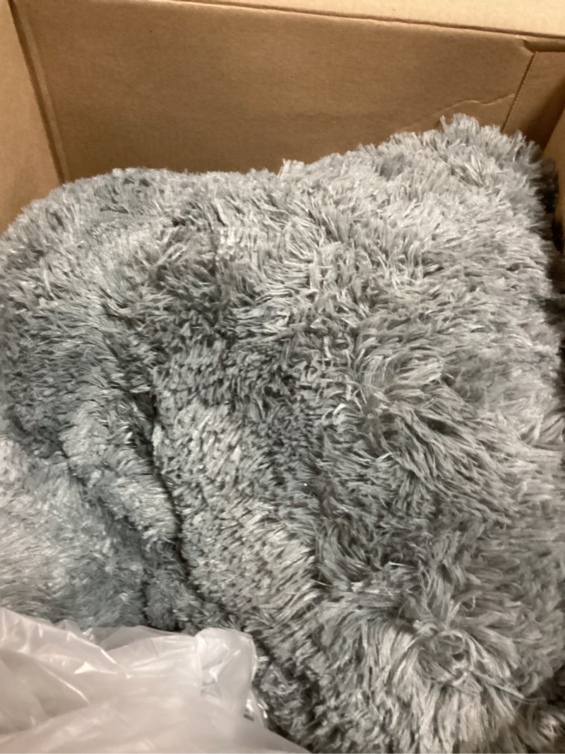 Condition photo showing As Is for ONASAR Grey Area Rugs for Bedroom Living Room, Fluffy Fuzzy Shag Shaggy 4x6 Bedside Rug, Gray Washable Soft Plush Indoor Floor Carpet for Nursery Kids Girls Boys Teen Dorm Home Office Decor Aesthetic 4' x 6' (Rectangular) Grey
