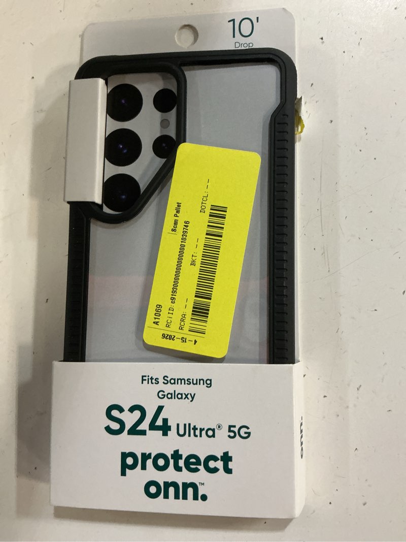 Condition photo showing New/Like New for onn dual-layer phone case for samsung galaxy s24 ultra - black/clear