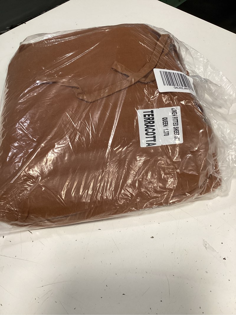 Condition photo showing Good Condition for european linen fitted sheet set terracotta queen 