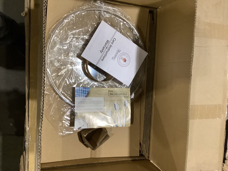 Condition photo showing New/Like New for MICHELANGELO Large Frying Pan with Lid, 14 Inch Blue Frying Pan with Nonstick Diamond Infused Coating, Nonstick Frying Pans, Ceramic Fry Pan, Non-Toxic 14inch