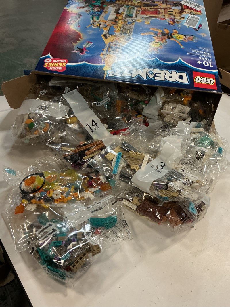 Condition photo showing Good Condition for LEGO DREAMZzz Castle Nocturnia Building Toy - Pretend Play Set for Kids, Ages 10+ - Creative Storytelling Toy W/2 Construction Modes & 6 Minifigures for Boys and Girls - 71486