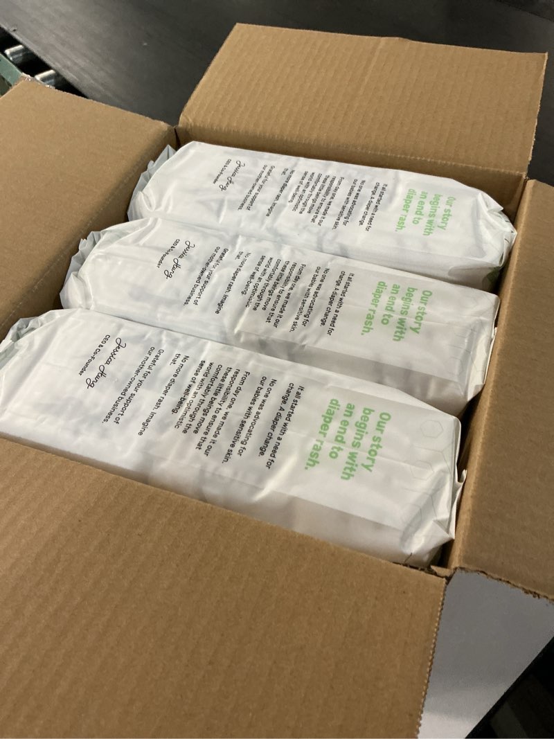 Condition photo showing New/Like New for Parasol Clear+Dry Disposable Diapers, RashShield Protection, Leakproof Design, Hypoallergenic Diaper Set | Size 5 (26 lbs.) 36 Count Size 5, 36 Count Diapers