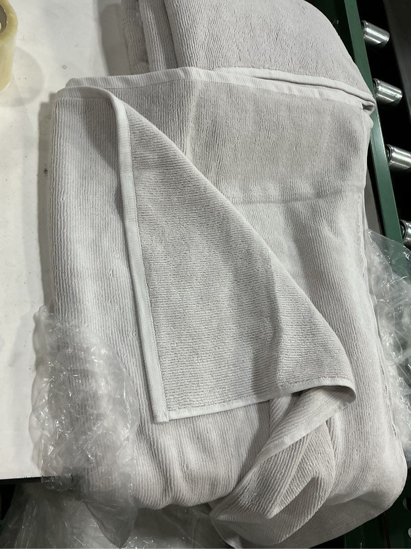 Condition photo showing Good Condition for (color silver)turkish ribbed quick dry bath sheet (set of 2)(quince)