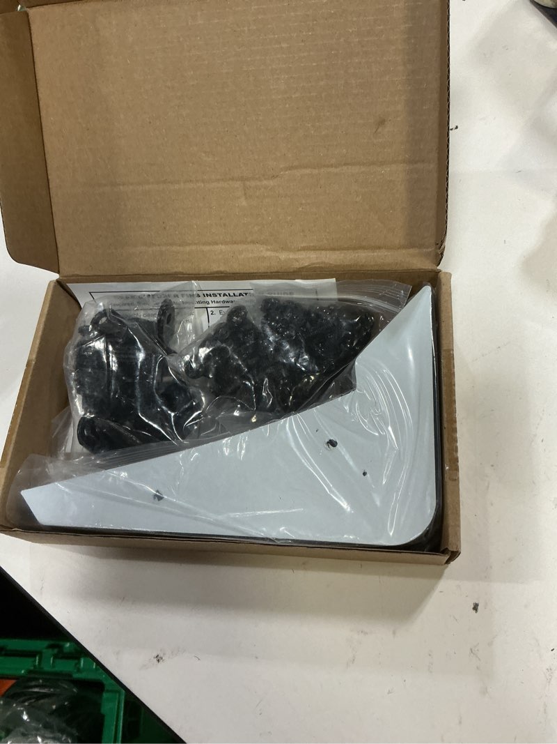 Condition photo showing Good Condition for rear diffuser 5 fins v3 set for dodge challenger 2015-2024 stock rear bumper, black rear bumper diffuser shark fin