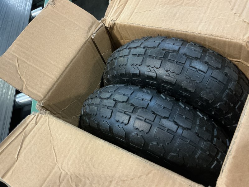 Condition photo showing Good Condition for gicool 4.10/3.50-4" tire and wheel, 10" pneumatic tire, with 2.25" offset hub, 5/8" axle bore hole, sealed bearings, for hand truck trolley dolly garden wagon cart wheel replacement, 2 pack