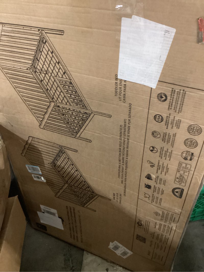 Condition photo showing New/Like New for dream on me carson classic 3-in-1 convertible full-size baby crib in natural, greenguard gold & bsa, 4 mattress heights, converts to day & toddler bed, locking wheels, classic nursery design