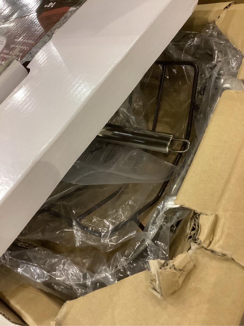 Calphalon 14 roaster with nonstick rack and 2 lifters