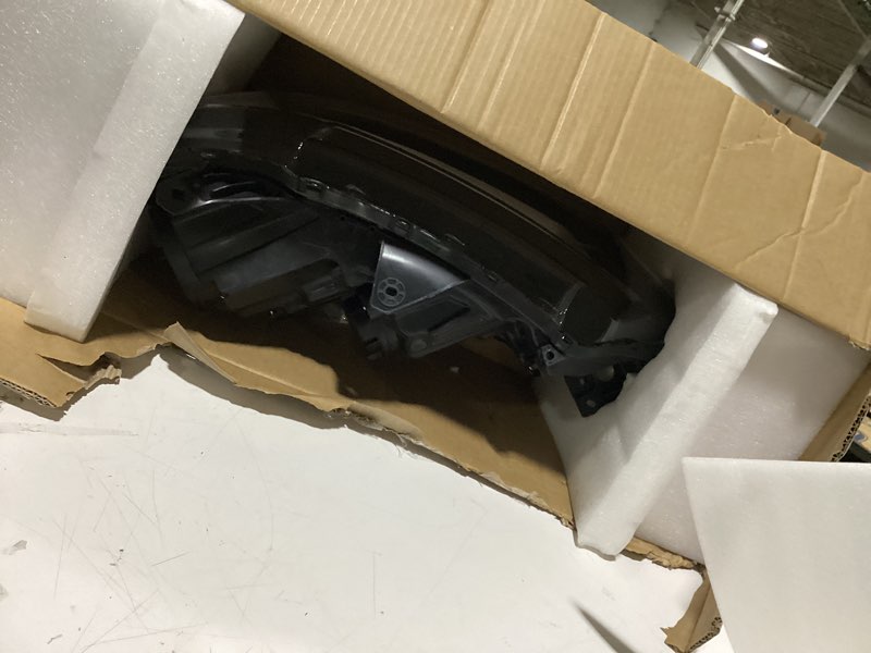 Condition photo showing Good Condition for original headlights compatible with 2016-2021 compatible with bmw 7 series g11 g12 led headlights oe63117408719(right headlight)