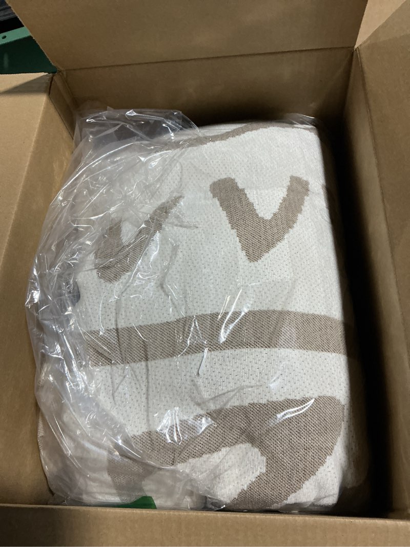 Condition photo showing Good Condition for Hokway Chenille Couch Covers Washable for Dogs, Non-Slip Pet Sofa Cover Furniture Protector, Reversible Sofa Slipcovers with Tassels (Boho Khaki,71x150inch) 71x150inch Boho Khaki