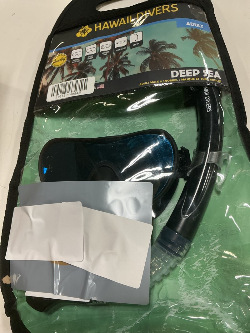 Condition photo showing Good Condition for hawaii divers deep sea adult snorkel combo - tempered glass snorkel mask with silicon skirt, dry-top snorkel gear for adults, single anti fog lens, woven strap grey