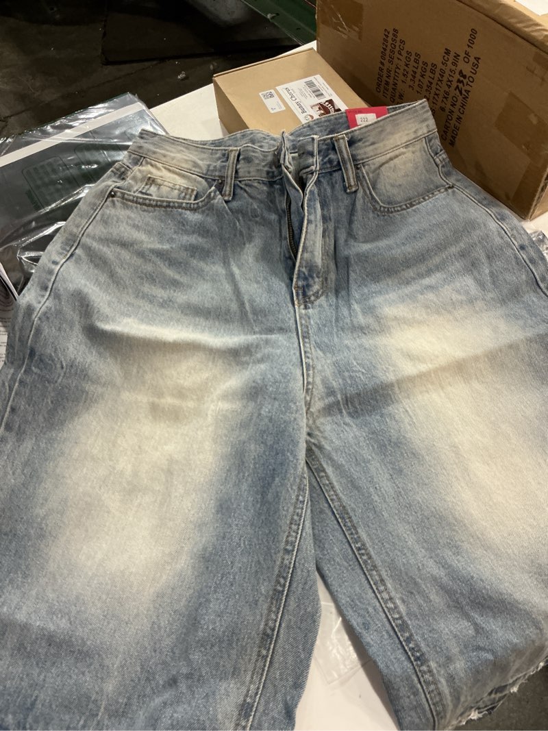 Condition photo showing As Is for verdusa men's jorts baggy jean shorts mid waist vintage summer denim shorts medium medium wash