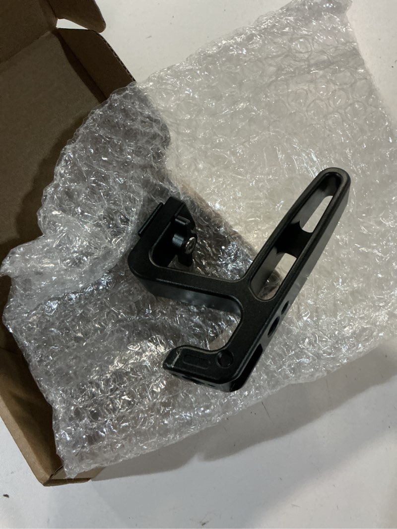 Condition photo showing New/Like New for focusfoto mini top handle with cold shoe mount for lightweight vlogging cameras, camera cage rig, mini top/side handle grip with cold shoe mount & 1/4"-20 & 3/8"-16 locating holes for arri type