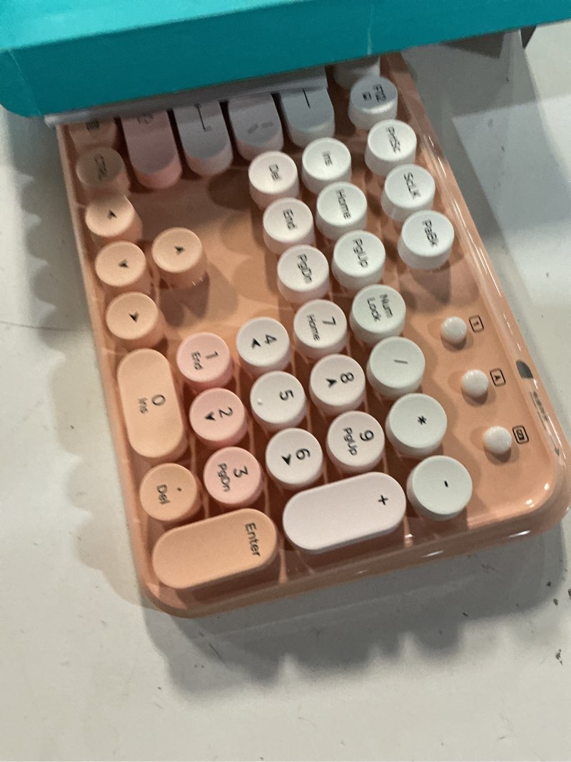 Condition photo showing New/Like New for fd 2.4ghz wireless keyboard and mouse set with switch button - full-size keyboard - compatible for windows/laptop/pc/notebook/smart tv and more - light pink colorful ek8870 light pink colorful