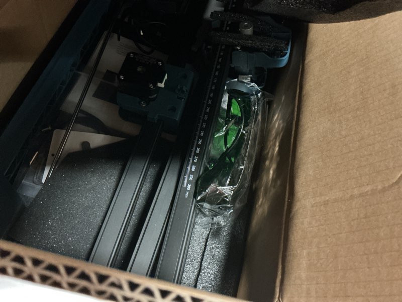 Condition photo showing New/Like New for wizmaker wand laser engraver, 7w output power engraver, 300x300mm processing area, 10000 mm/min processing speed, suitable for processing wood, leather, coated metal, acrylic wand 7w