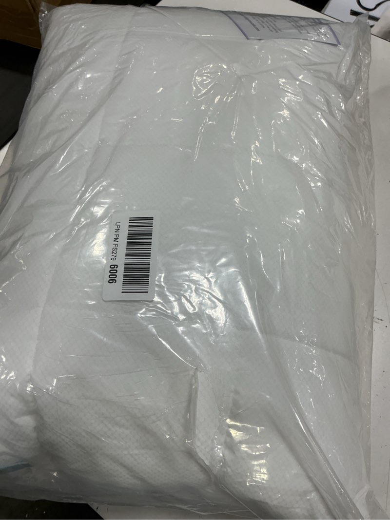 Condition photo showing Good Condition for Nuzzle Cooling Adjustable Pillow for Side Sleepers, Luxury Standard Size Bed Pillow Hotel Collection - Best Adjust Height Soft Firm Pillow for Back, Stomach or Side Sleepers - Home Gifts