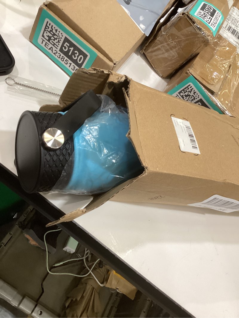 BJPKPK Insulated Water Bottle with Straw Lid, 22oz Thermal Flasks Water Bottles with 3 Lids, Paracor