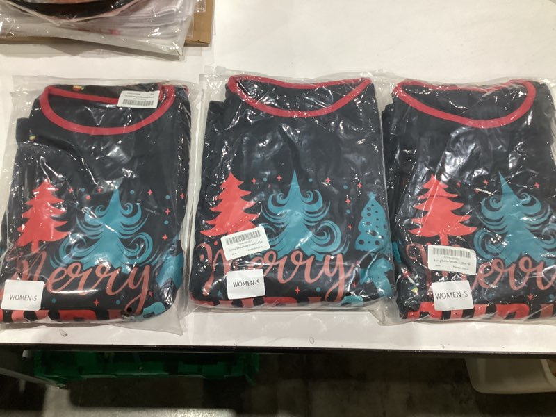 Condition photo showing New/Like New for Onancehim Matching Christmas Pajamas Sets for Family, Cute Womens Mens Christmas Pjs Set Women Small Black Tree