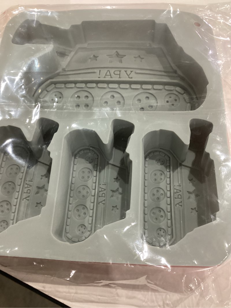 Condition photo showing New/Like New for 2 Pack Armoured Tanks Silicone Molds, 4 Cavity 3D Panzer Tanks Car DIY Silicone Fondant Cake Mold Tray Baking Tools for Chocolate Candy Mousse Pudding Handmade Soap Candle Resin Clay