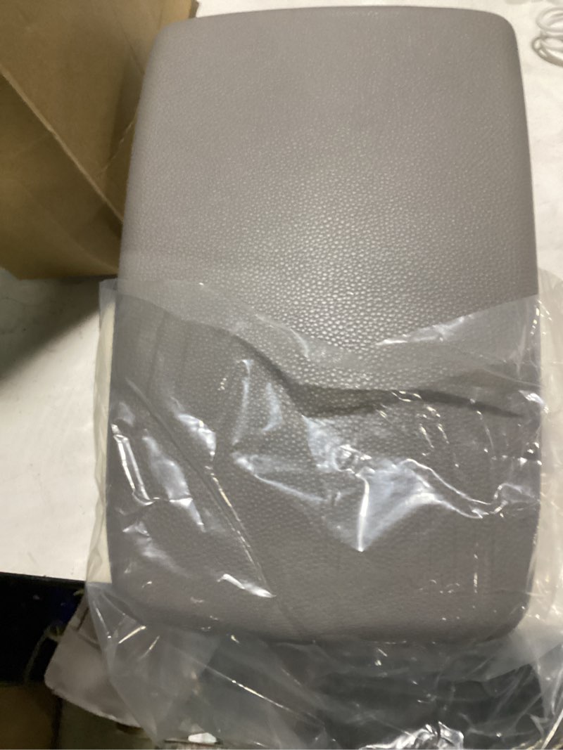 Condition photo showing New/Like New for osompar center console lid armrest assembly with bracket gray compatible with toyota highlander 2008-2013 replaces 58905-0e040-b0 arm rest box lid middle console cover