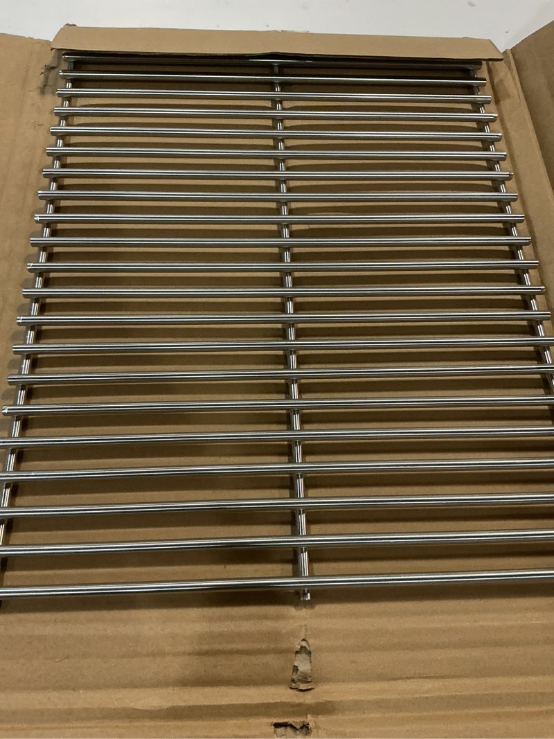 Condition photo showing Good Condition for scgg200 (1-pack) 18" x 13.5" stainless steel cooking grid for cuisinartl cgg-200,cgg-220,cgg-240