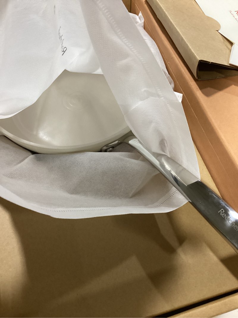 Condition photo showing Good Condition for Redchef Ceramic Nonstick Frying Pan, Ceramic Non-Stick Saute Pan, Non Toxic Egg Pan, Cooking Pan for Kitchen, PFAS Free, All Stovetops (Gas, Electric, Induction), Oven Dishwasher Safe(9.5" Beige) 9.5 inch (1-Piece) Beige