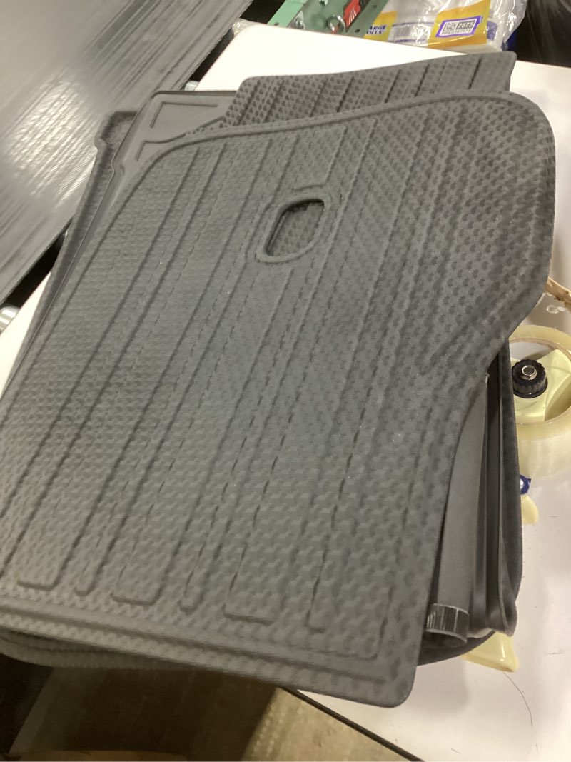 Condition photo showing Good Condition for Mixsuper Cargo Liner for Kia Telluride 2020-2025, Cargo Mat Backrest Mat for Telluride 7 Seats, All Weather Trunk Mat Backrest Mat TPE Back Seat Cover Protector for Telluride Accessories 2020-2025 Kia Telluride