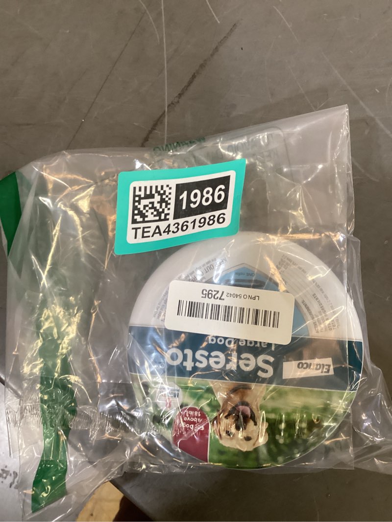 Condition photo showing New/Like New for seresto flea & tick collar for dogs over 18 lbs., treatment & prevention, vet-recommend, 8 month protection 1 pack
