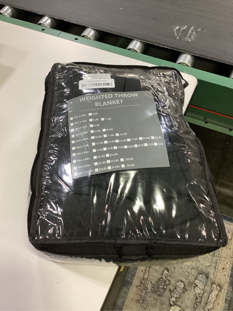 Condition photo showing As Is for yescool Weighted Blanket for Adults (20 lbs, 60" x 80", Black) Cooling Heavy Blanket for Sleeping Perfect for 190-210 lbs, Queen Size Breathable Blanket with Premium Glass Bead, Machine Washable Black 60X80-20 lbs