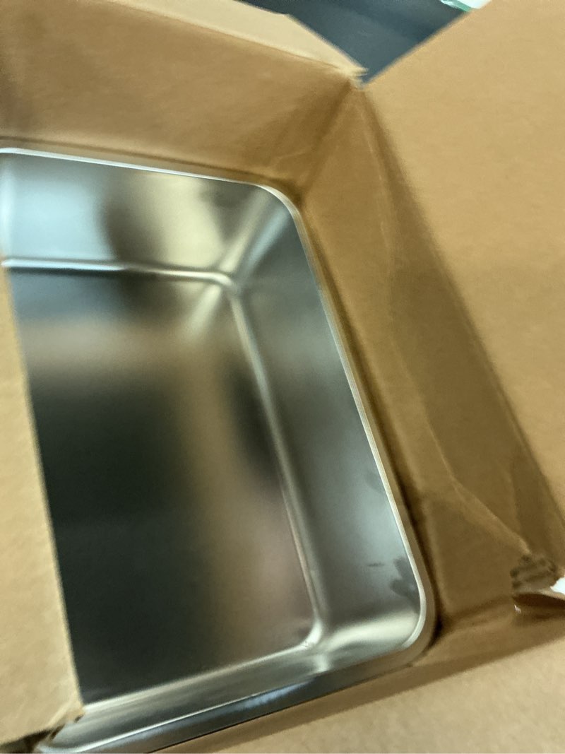 Condition photo showing Good Condition for stainless steel cat litter box, 20"x14"x6"(height) large metal litter box, easy to clean, non stick no smell litterbox for cats/kitty large (19.7"x13.7"x6")