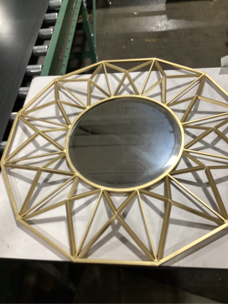https://lotting-media.assets.bidfta.com/lotting_534ddd18-7284-4cfb-b5ea-e0e71b40e278