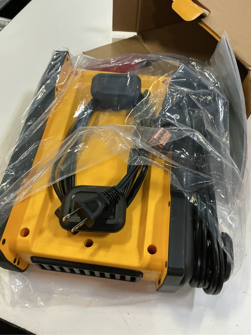 Condition photo showing Good Condition for dewalt 100-amp car battery charger/ car battery maintainer