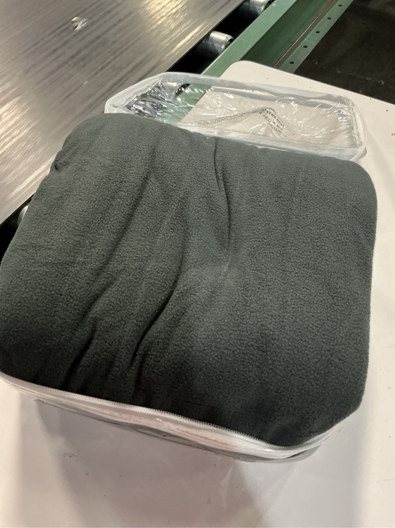 Condition photo showing Good Condition for westinghouse heated car blanket, 12-volt electric blanket for car, truck, suv, rv, portable heated throw for camping, charcoal, 59" x 43” ordinary model charcoal