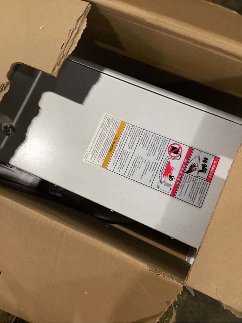 Condition photo showing Good Condition for Rheem RTGH-95DVLN-3 RTGH Series 9.5 GPM 199,900 BTU 120 Volt Residential Indoor Natural Gas Tankless Water Heater Stainless Steel
