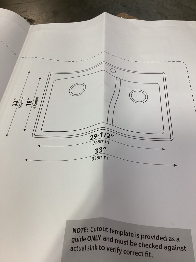 https://lotting-media.assets.bidfta.com/lotting_53641497-e735-4f15-bf97-e6c7fae55b6c