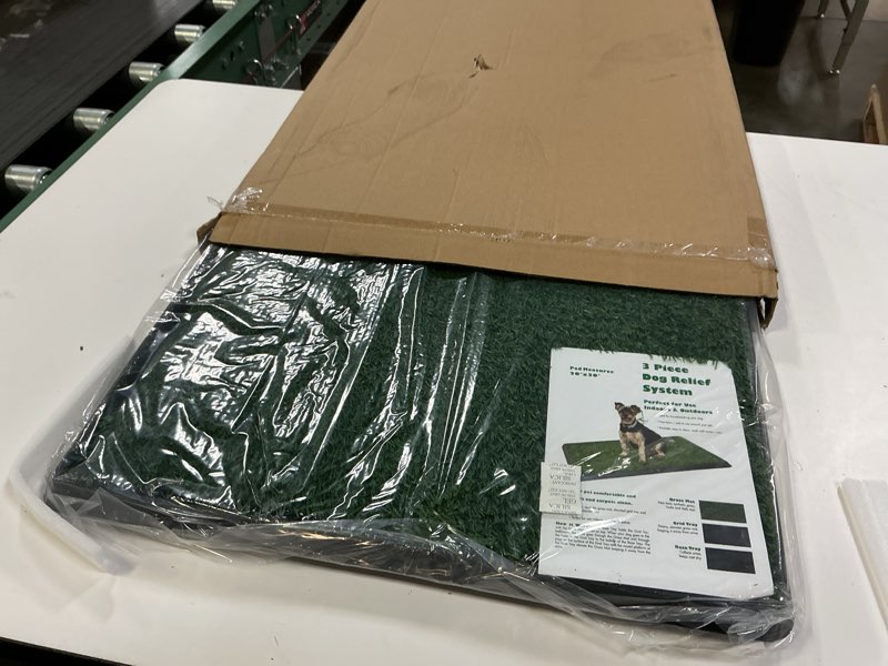 Condition photo showing New/Like New for artificial grass patch bathroom mat 20x30