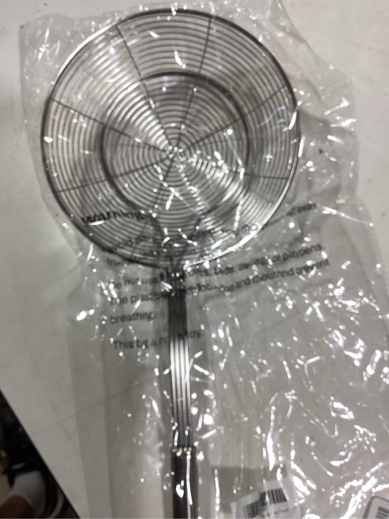 Condition photo showing Good Condition for hiware solid stainless steel spider strainer skimmer ladle, kitchen utensils wire strainer pasta spoon, 7 inch 7-inch