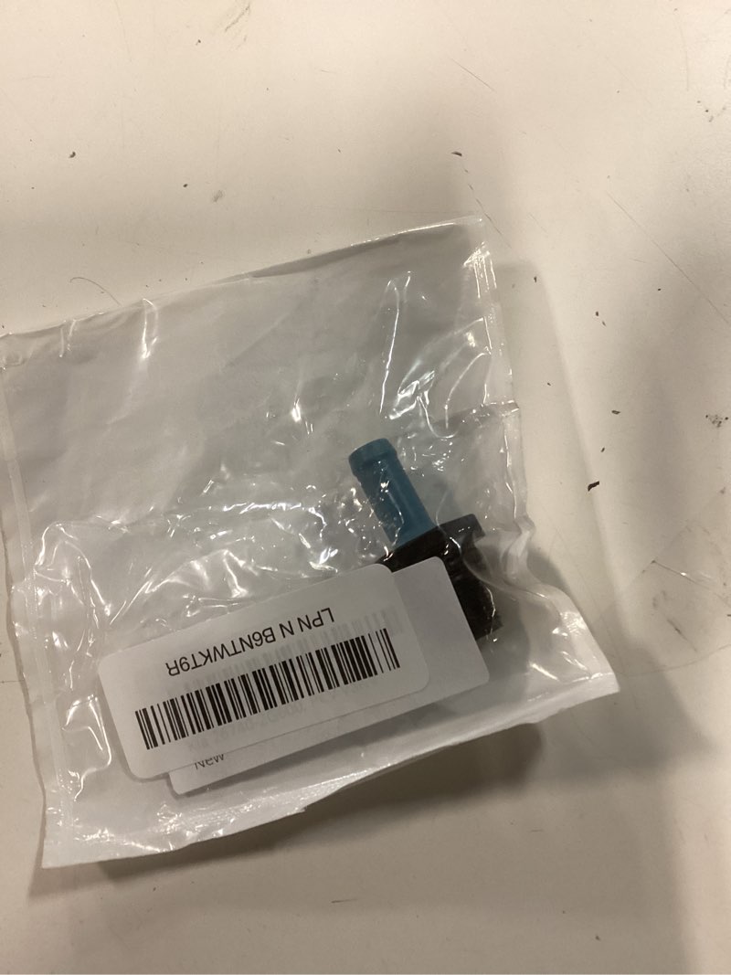 Condition photo showing New/Like New for kia 26740-2g600, pcv valve
