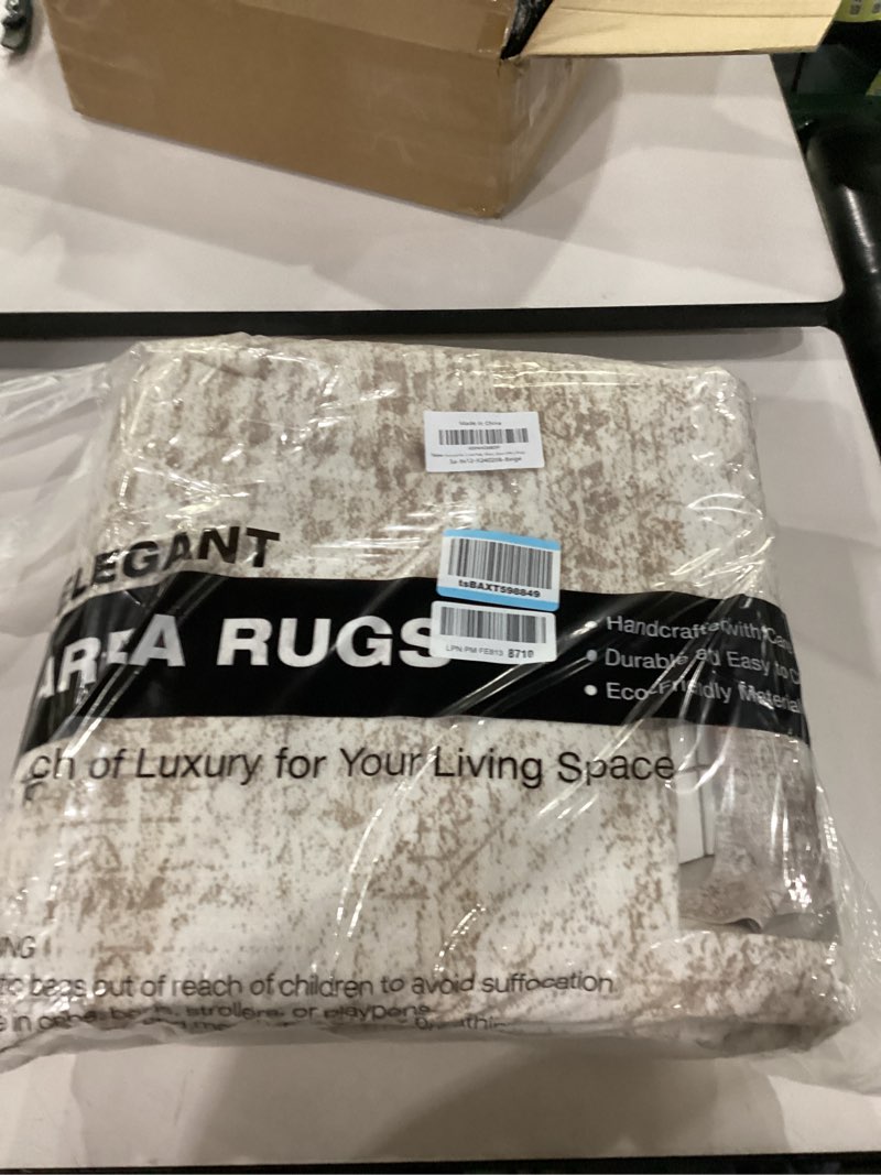Condition photo showing New/Like New for 9x12 area rugs for living room, non slip machine washable vintage rugs, low pile lightweight large rug for bedroom, dining room, home office beige beige 9' x 12' (rectangular)